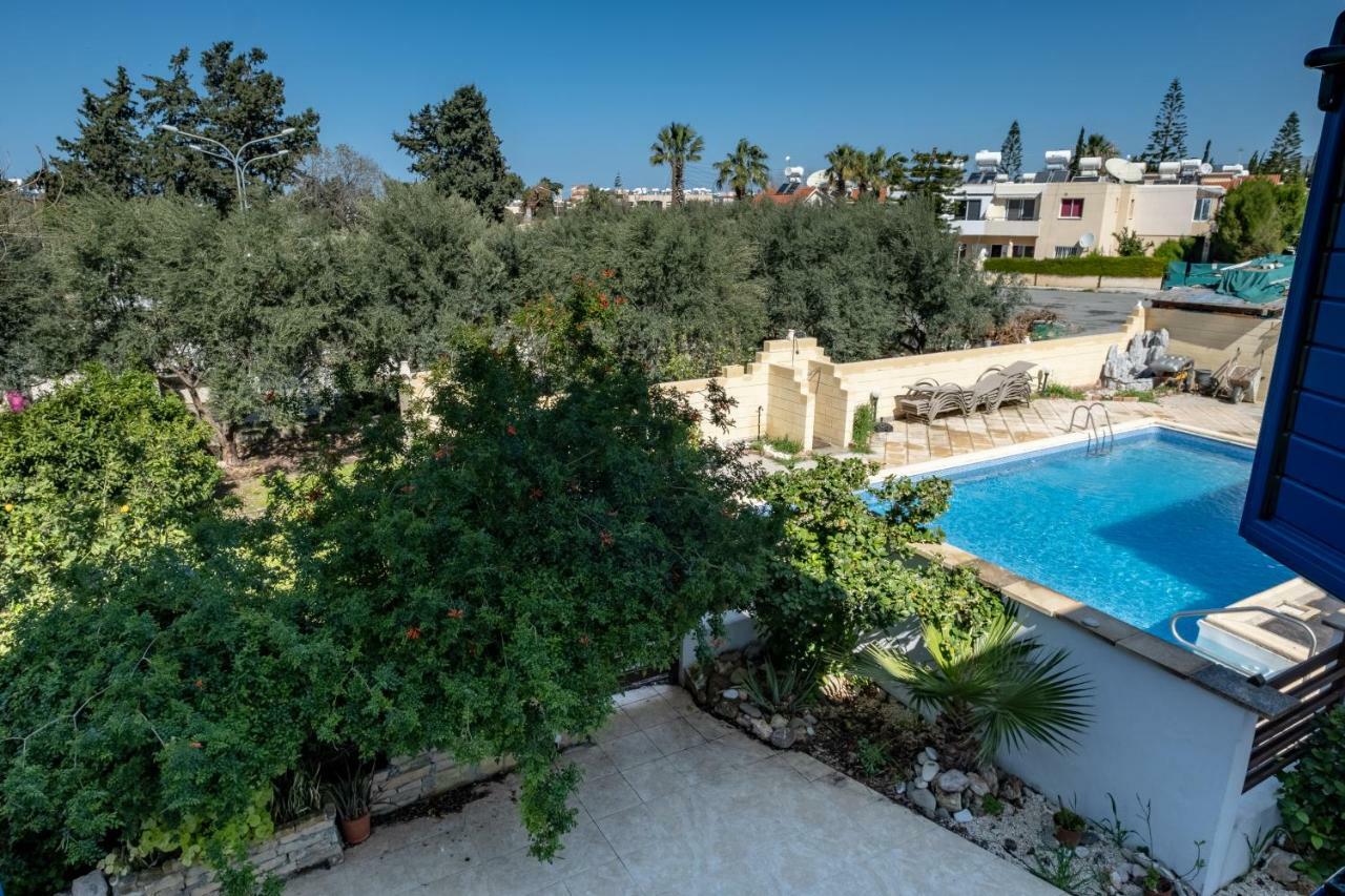 Townhouse By The Sea Pirate Harbor Apartment Paphos Exterior photo